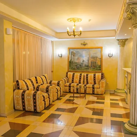 Golden Pearl מלון