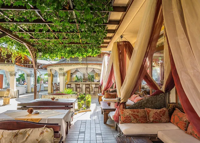 Golden Pearl 3* סאני ביץ'