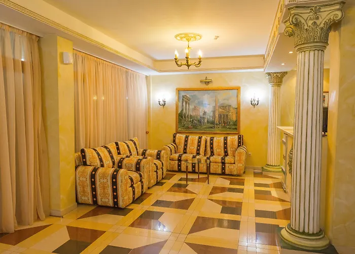 Golden Pearl מלון